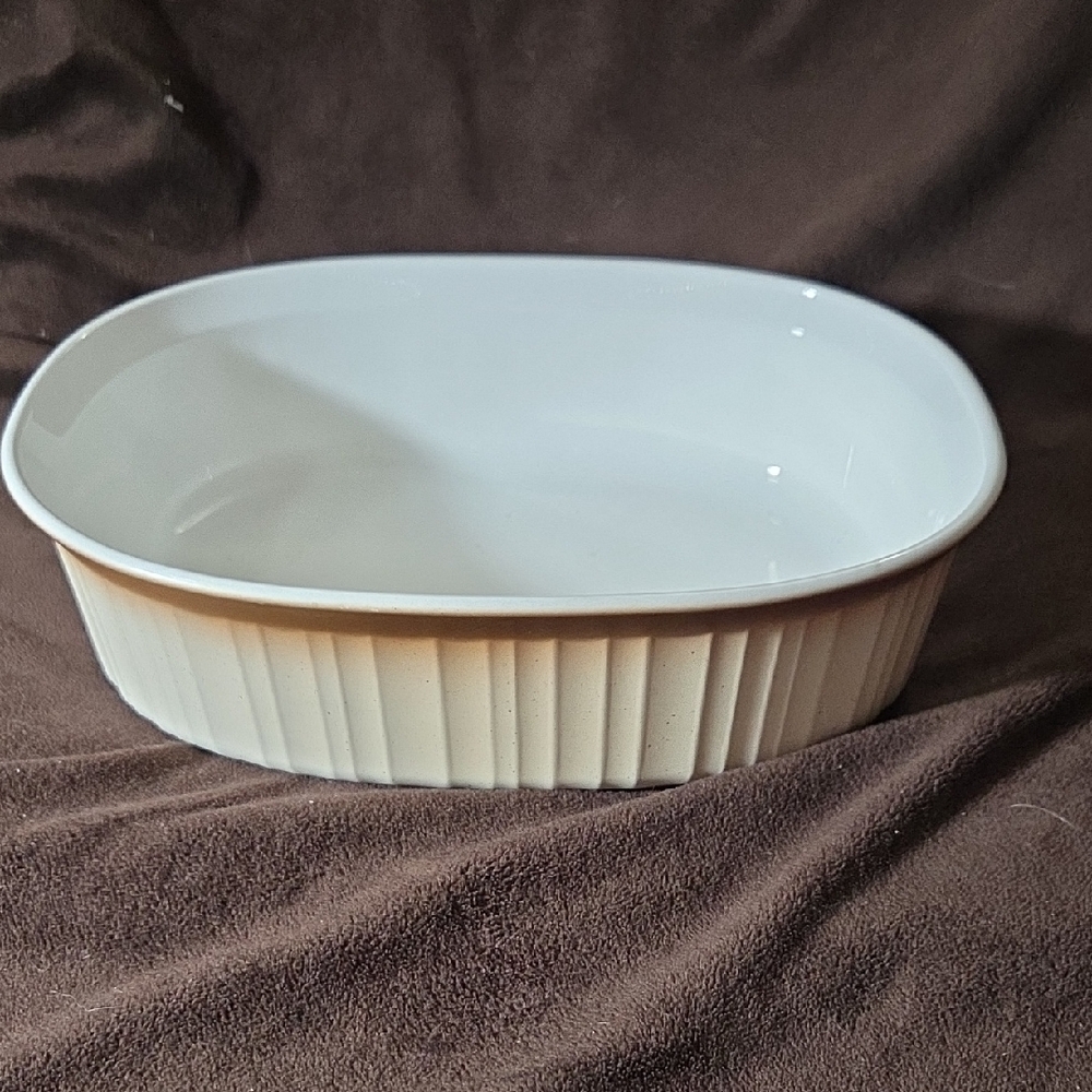 SALE XMASS OBO, Corningware White Oval Baking Dish